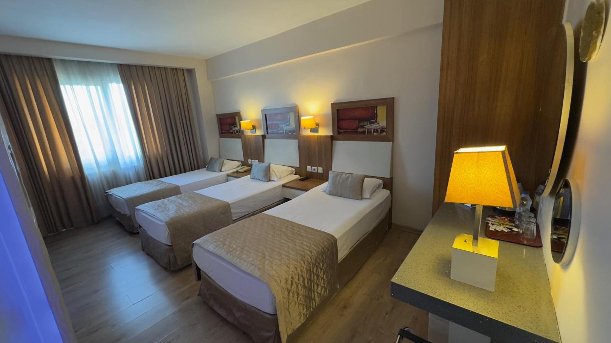 Hotel Baylan อิซมีร์ ภายนอก รูปภาพ